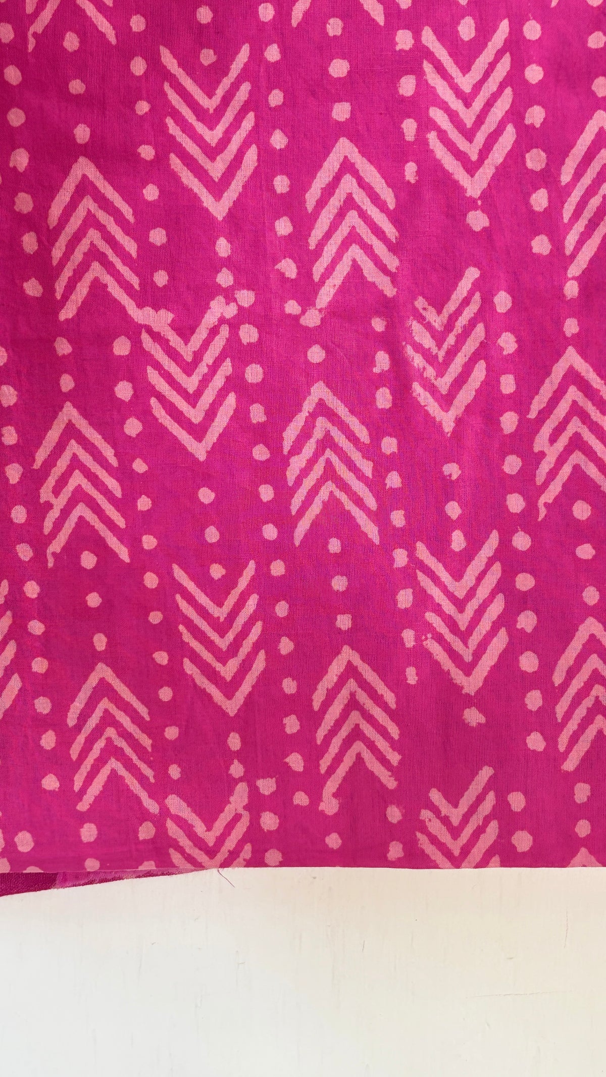 Handblock Printed Cotton Linen Pink Geometric Print Suit Set with Cotton Linen Dupatta